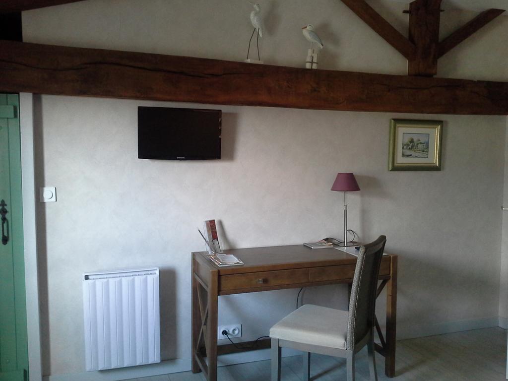 Le Logis Du Four Bed and Breakfast Soudan  Exteriör bild
