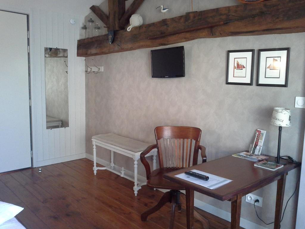 Le Logis Du Four Bed and Breakfast Soudan  Exteriör bild